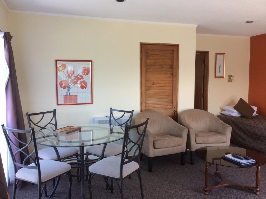 Asure Kapiti Court Motel Парапарауму Екстериор снимка